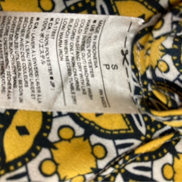 Banana Republic Blouse Size Small - Picture 4 of 4